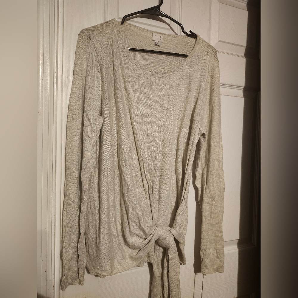 Elegant Cream Long Sleeve Top